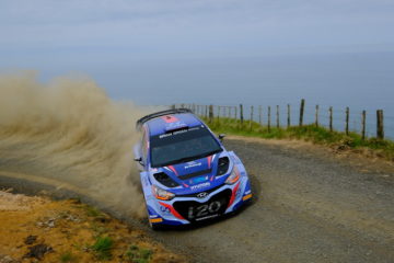 Paddon leads after opening day as Bligh claims Gull Rally Challenge