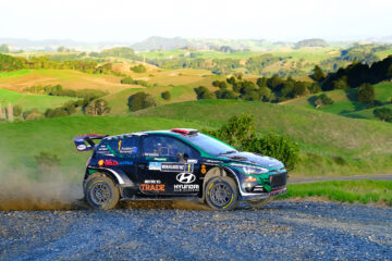 Paddon triumphs in Whangarei, successful debut for Clendon