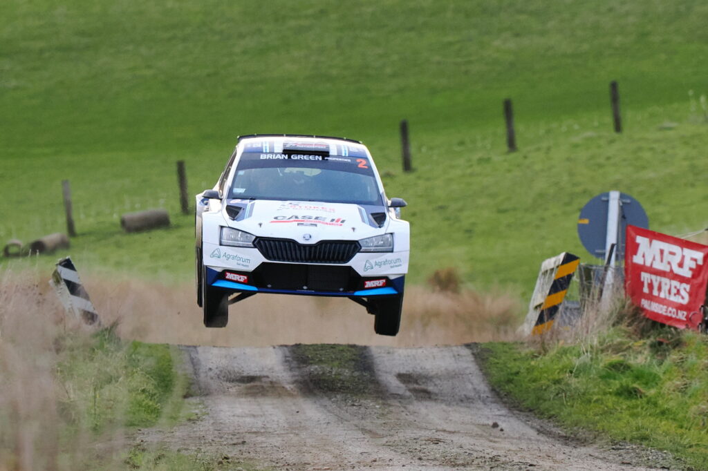 Jack Stokes claims Southland win to extend title lead